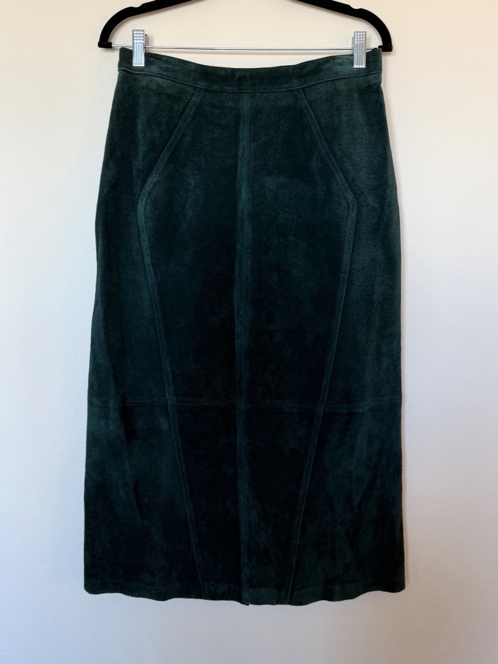 bagatelle Dark Green Suede Skirt. Genuine Suede Midi Skirt Size Medium